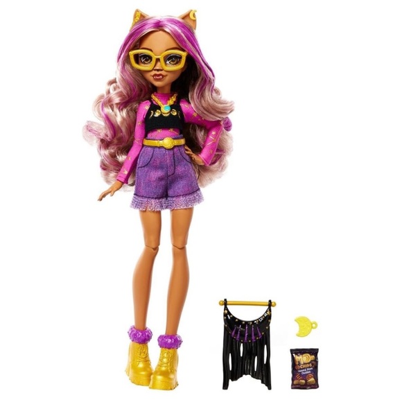 Monster High®: Clawdeen Wolf™ Day Out Doll with Accessories-New - Picture 7 of 9